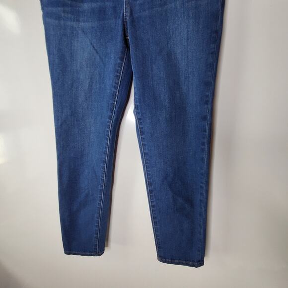 Madewell 10-inch High Waist Skinny Jeans: Button Front Edition In Cassia - Picture 4 of 13
